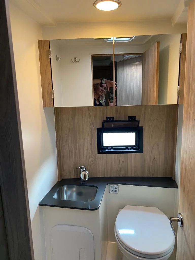 MotoryachtenFUTURA 40 Grand Horizon XXL (Fleesenqueen two) (Fleesenqueen Two)  - 10