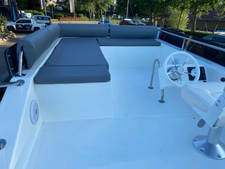 MotoryachtenFUTURA 40 Grand Horizon XXL (Fleesenqueen two) (Fleesenqueen Two)  - 12
