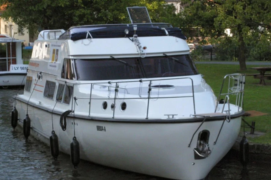 Europa700 (E700 (41))  - 0