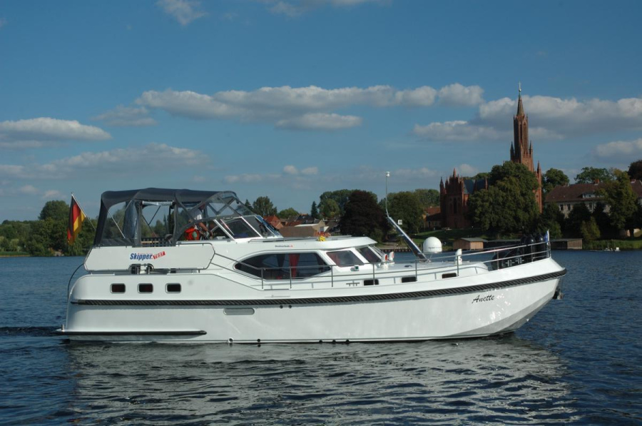 Photo #1 - Schulz40 Max (Antonia) in Marina Eldenburg - 2783