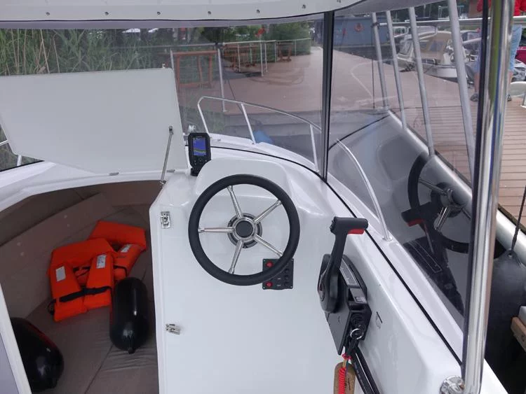 DarekTexas 540 (11 Texas 540 Pilothouse)  - 4
