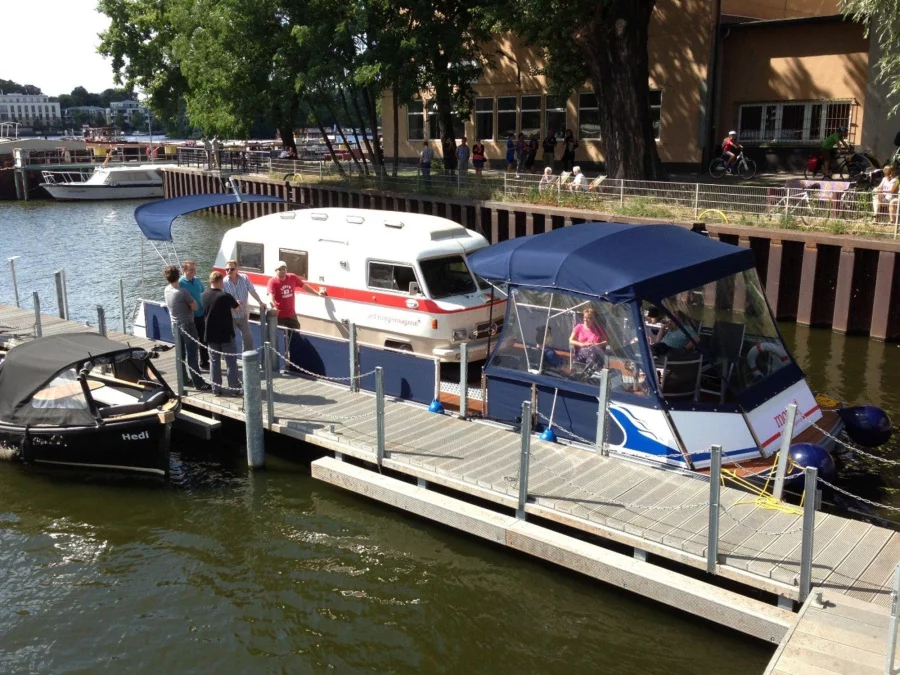 TechnusTrimaran-Schwimmplattform (Wechsel-Wassercamper mit eigenem Fahrzeug (1))  - 5