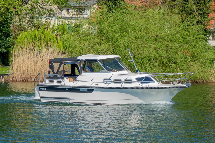 Photo #1 - GrunoMarco 860 (Seeadler 1) en Marina Eldenburg - 2822