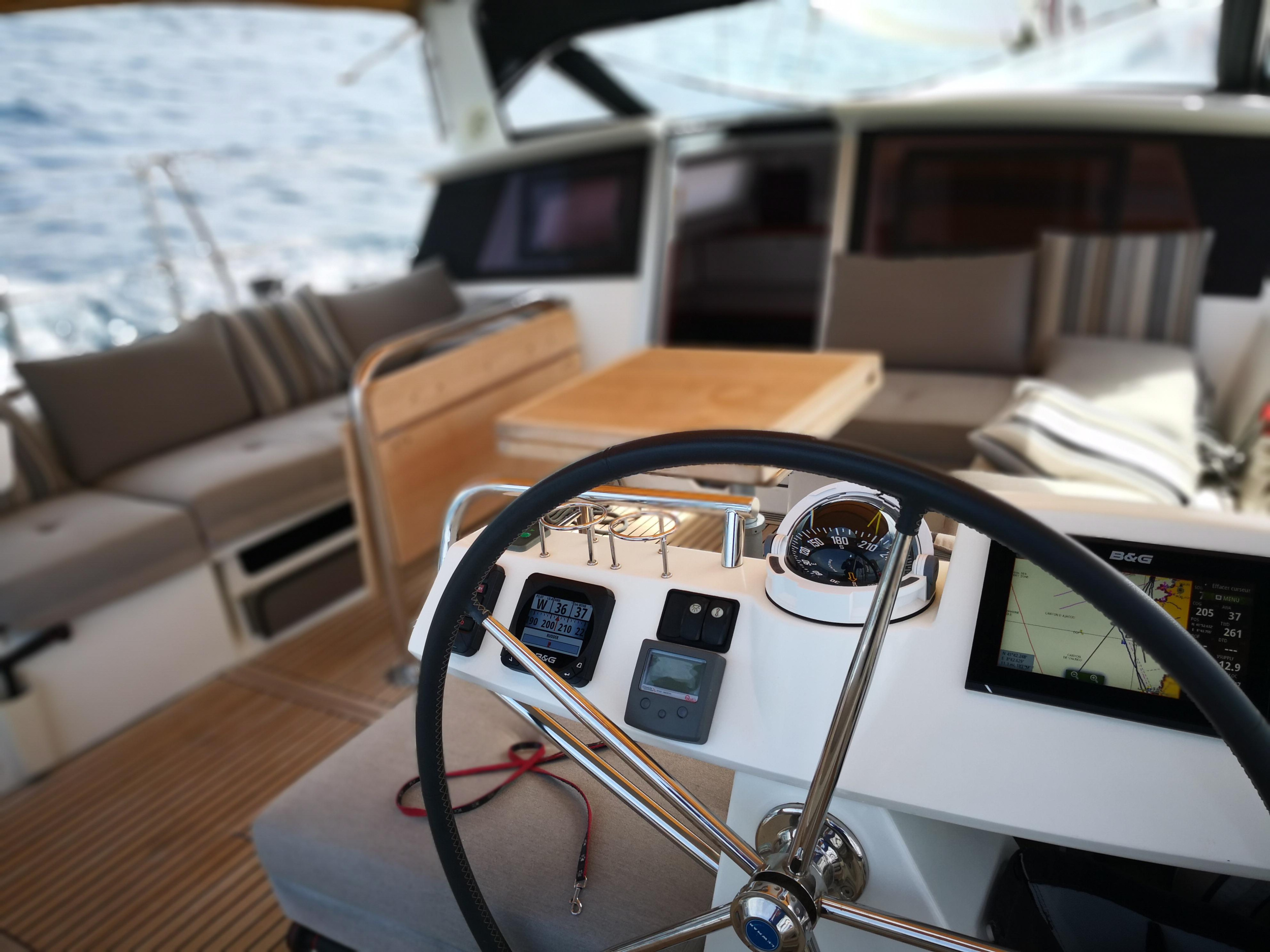 Photo #8 - BENETEAU SENSE 55 (Baraka) in Bonifacio - 26209