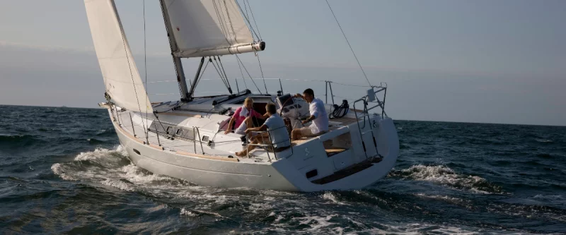 OCEANIS 34 (3 CAB) (Malouan)  - 0