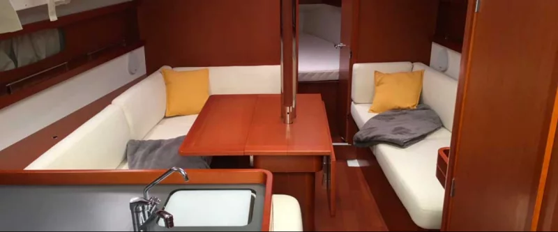 OCEANIS 34 (3 CAB) (Malouan)  - 3