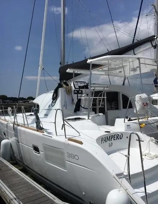 Photo #1 - LAGOON 380 (4 CAB+2) |2018 (Pampero) en PRASLIN - 26434