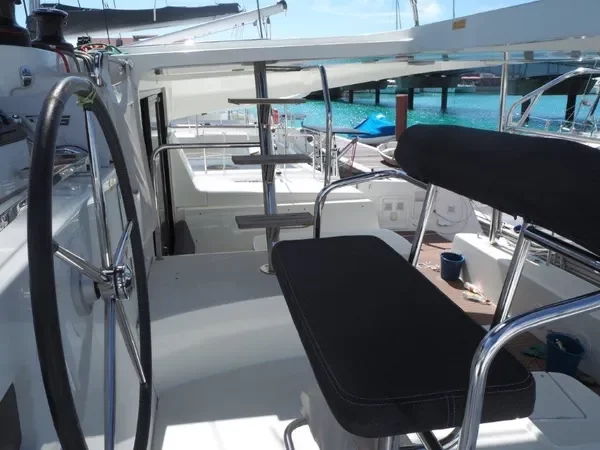 LAGOON 40 (4 CABS + 2) | 2 SDB | 2019 (Cotopaxi)  - 4