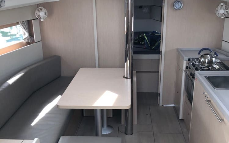 OCEANIS 38 DERIVEUR — photo 287