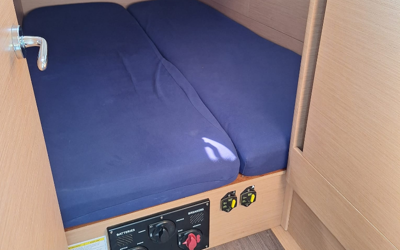 SUN ODYSSEY 410 — photo 20