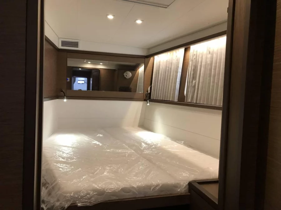 LAGOON 450S | 2022 | /AC/WATERMAKER (VERTIGO)  - 7