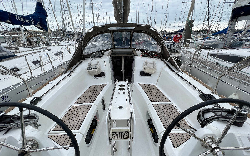 SUN ODYSSEY 349 QR — photo 458