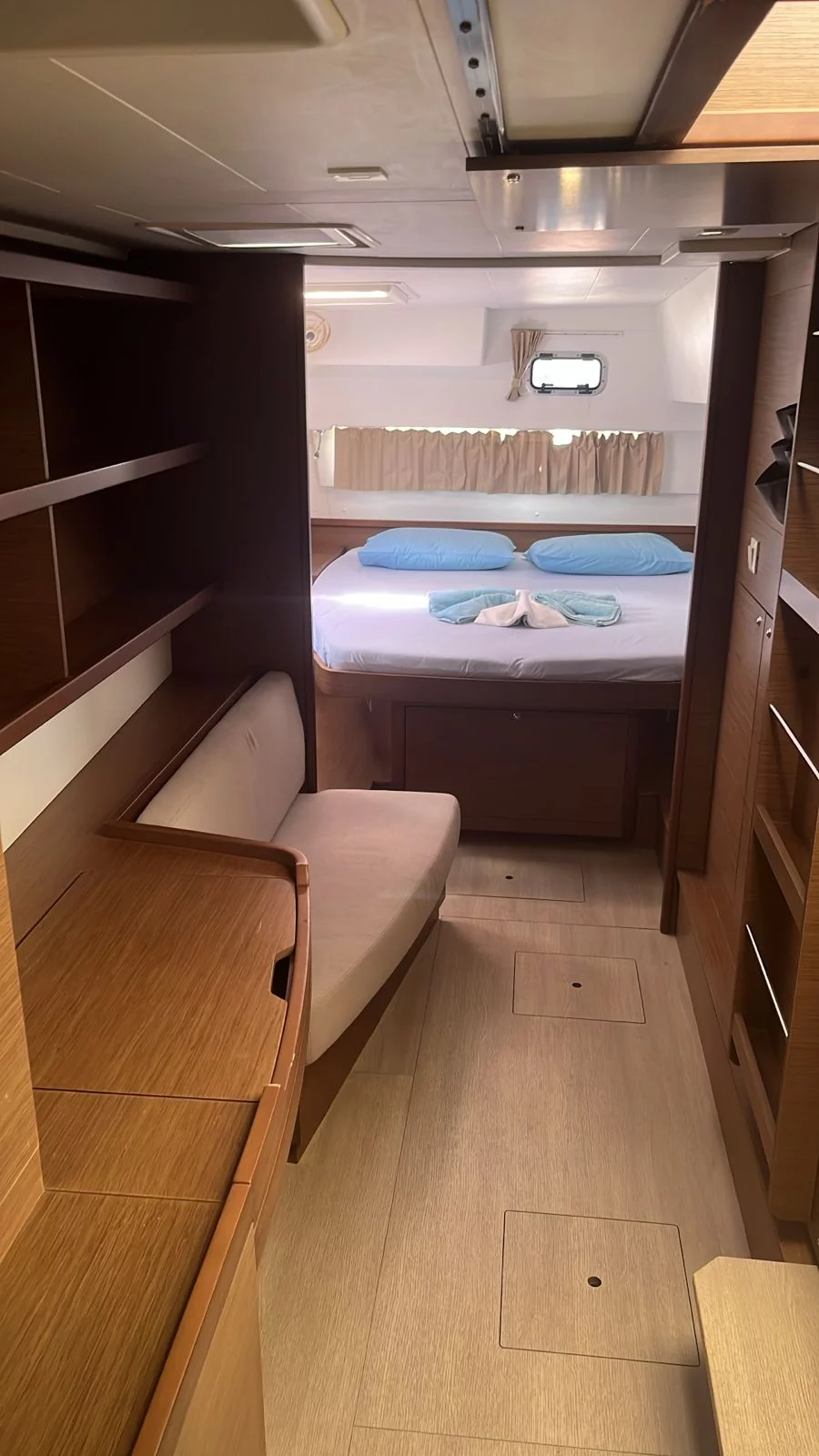 LAGOON 42 (LA PIROGUE)  - 29