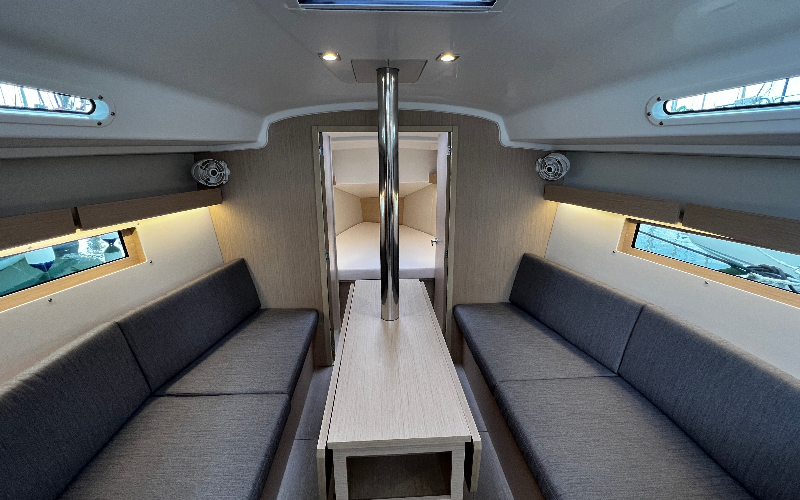 OCEANIS 34 QR — photo 408