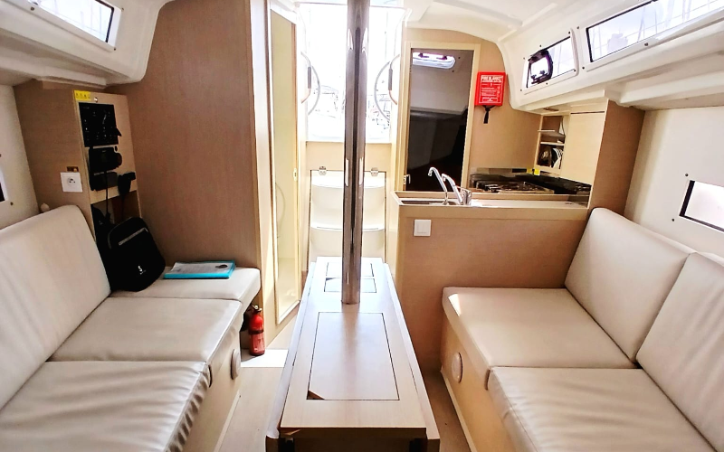 OCEANIS 30.1 DL — photo 468