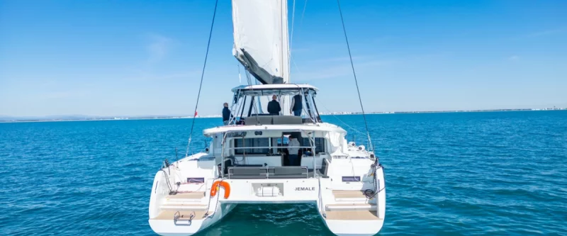 LAGOON 46 (3 CAB + 1 P) (JEMALE)  - 14