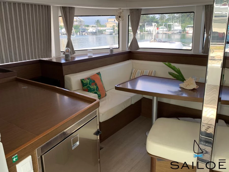 LAGOON 42 (HOA)  - 178