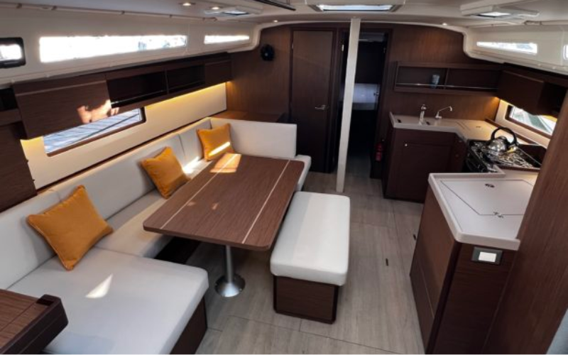 OCEANIS 40.1 4 CAB — photo 454