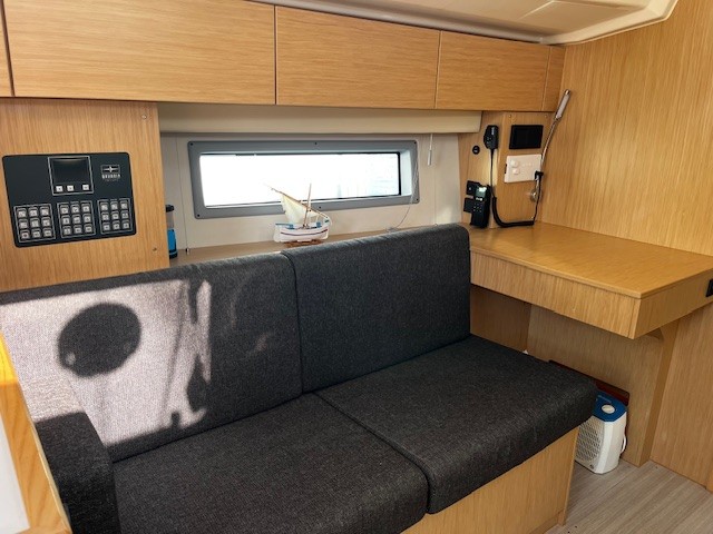 BAVARIA C42 — photo 271