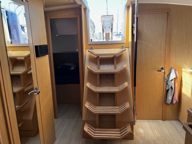 BAVARIA C42 — photo 204