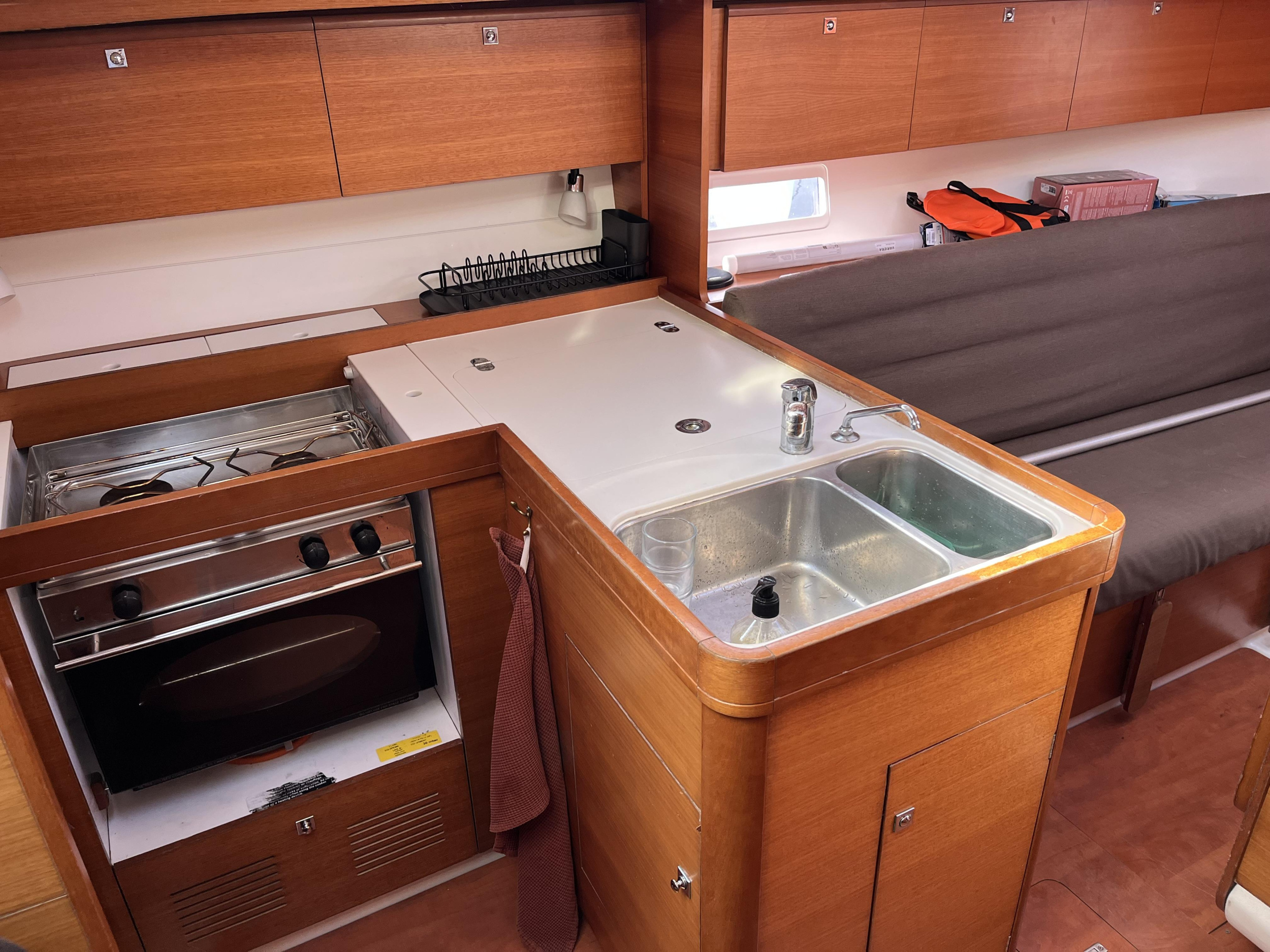DUFOUR 350 GL (3 cabines) — photo 7
