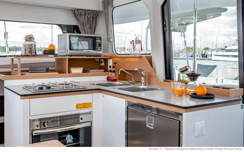 EXCESS 11 (HAPPY)  - 5