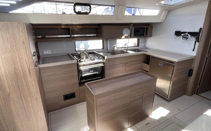 OCEANIS 52 — photo 240