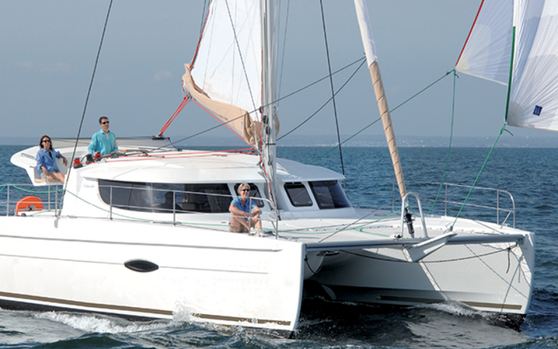 Photo #4 - LIPARI 41 (CURIEUSE) en Port du Crouesty - 27239