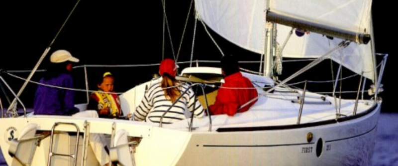 Photo #1 - FIRST 211 (MANA) in PORT HALIGUEN - 27280