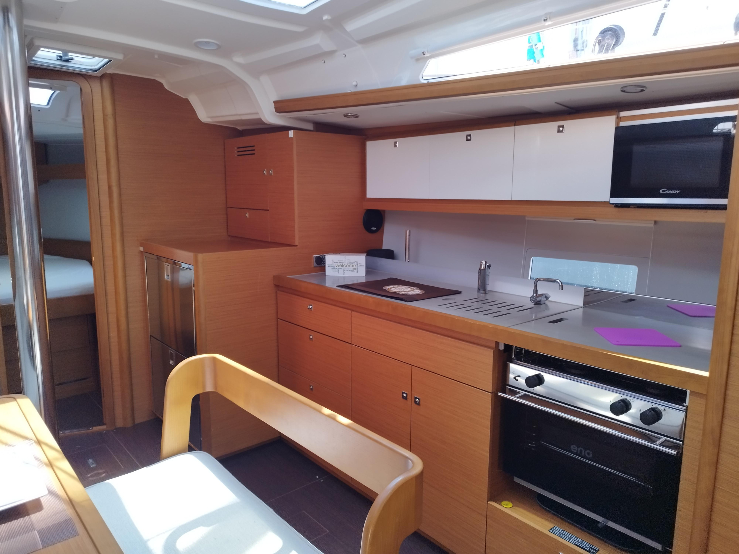 Photo #6 - Dufour 430 Grand Large (Thymus) in Porto Rotondo - 24462