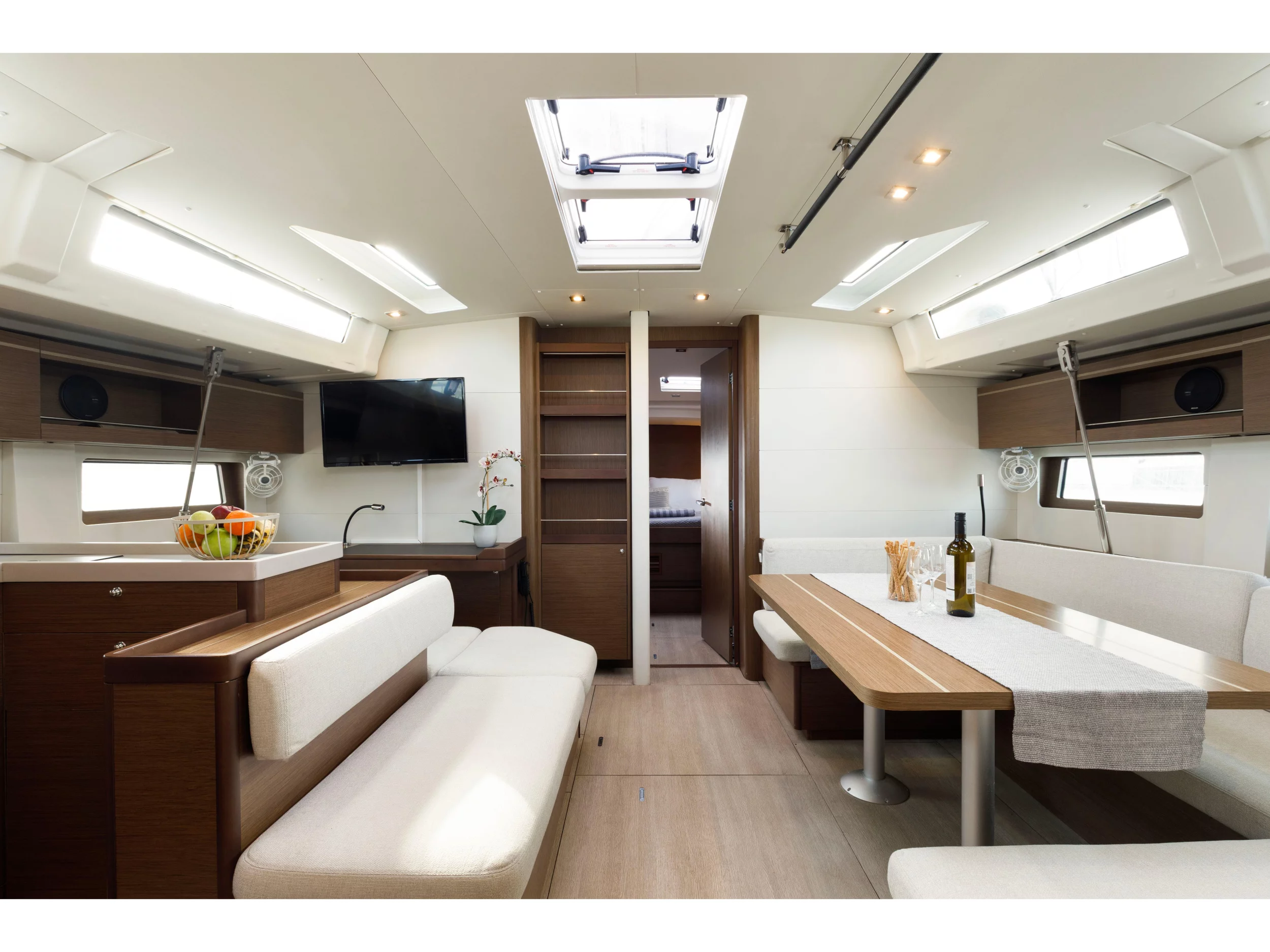 Oceanis 51.1 / owner's version (Polis) Interior image - 1