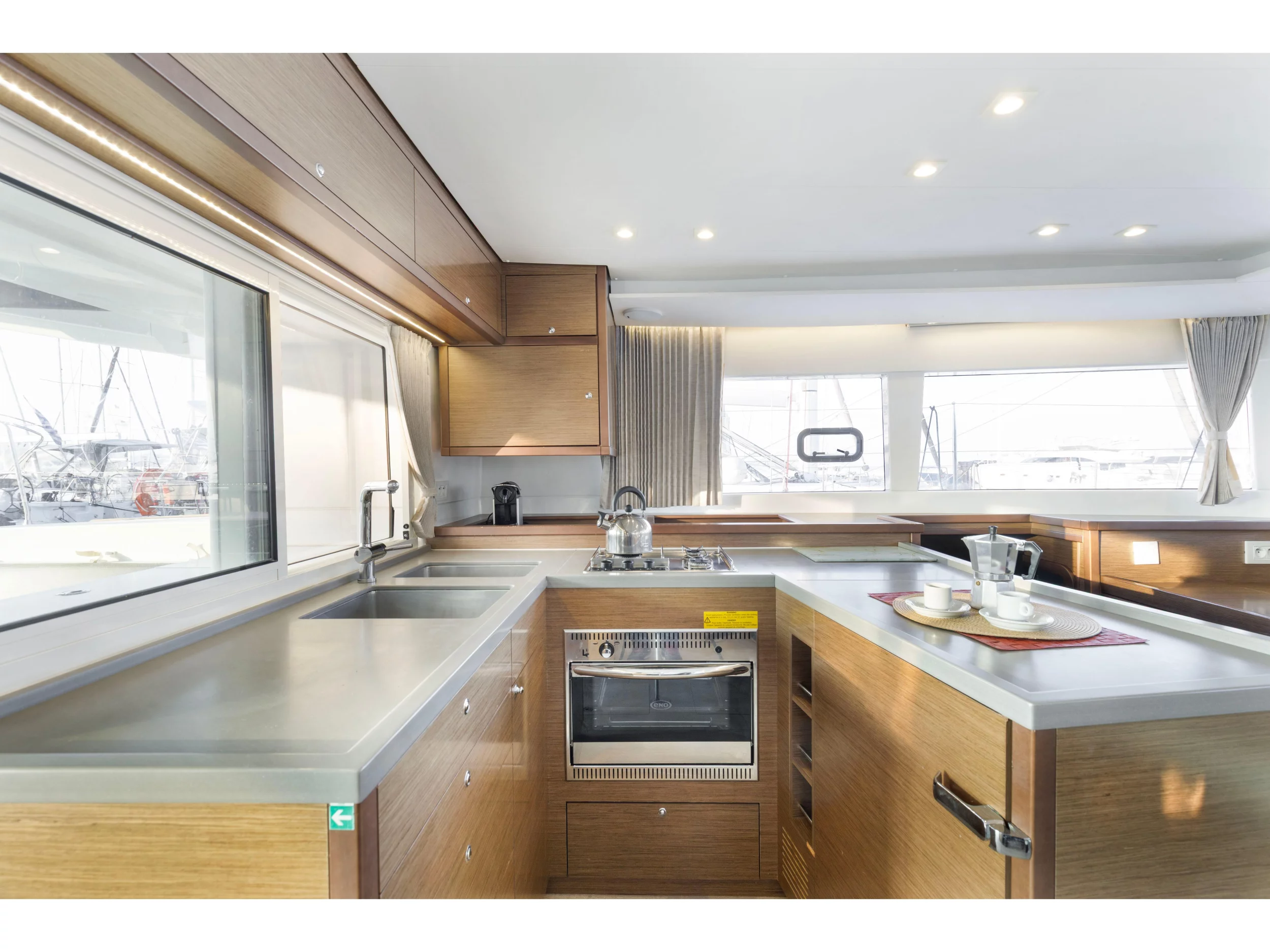 Lagoon 450 Flybridge (Cinzia) Interior image - 6