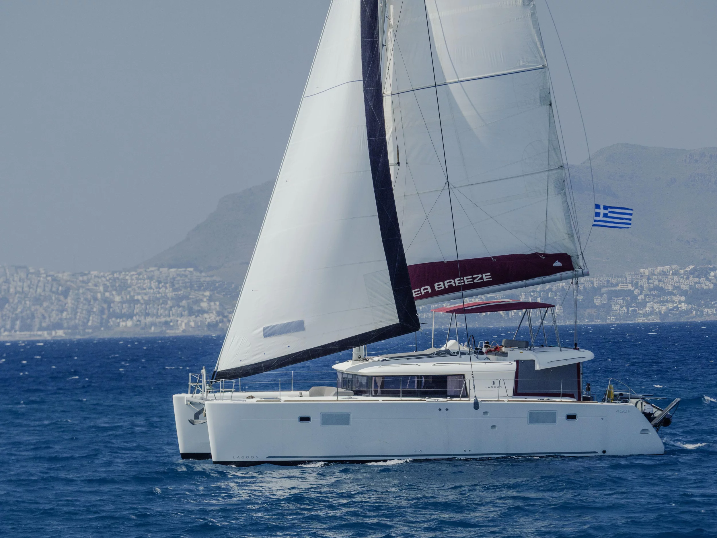 Lagoon 450 Flybridge (TBA) Main image - 0