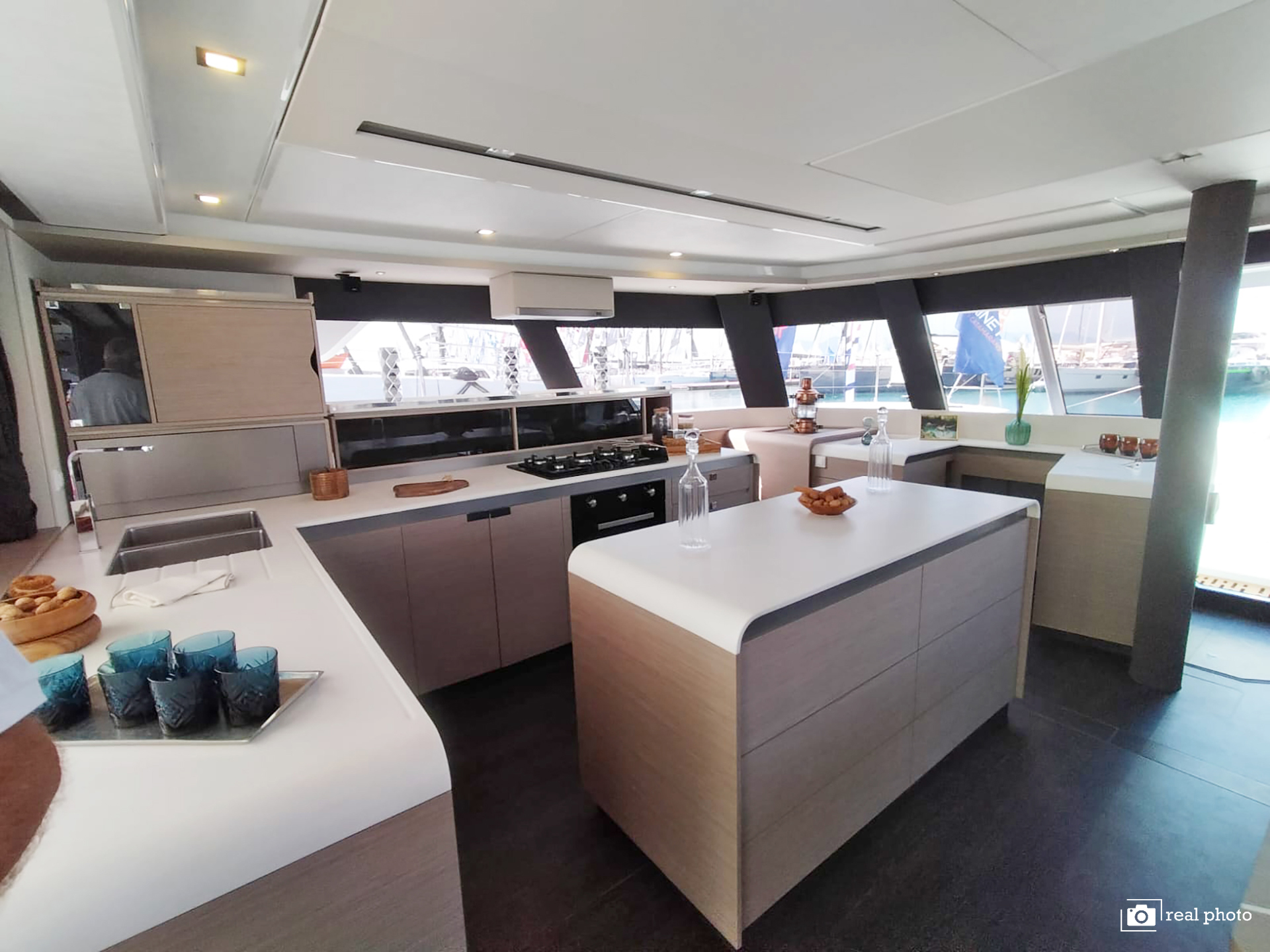 Photo #4 - Samana 59 (Libertà - Luxury Catamaran, , , , Solar panel) in Castellammare di Stabia - 25780