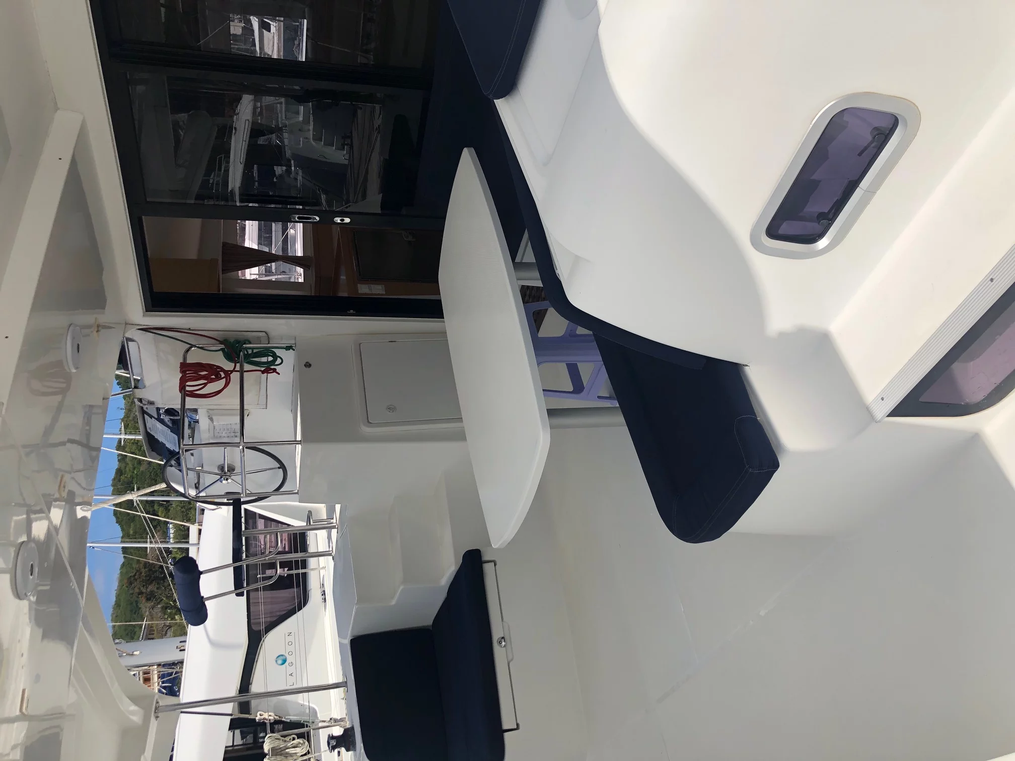 Lagoon 42 (PUMA III)  - 3