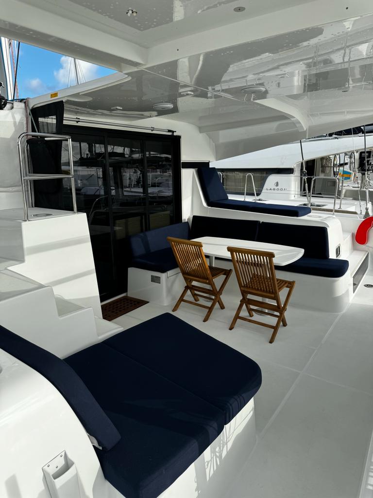 Photo #4 - Lagoon 42 (STAR VI) in Le Marin - 25135