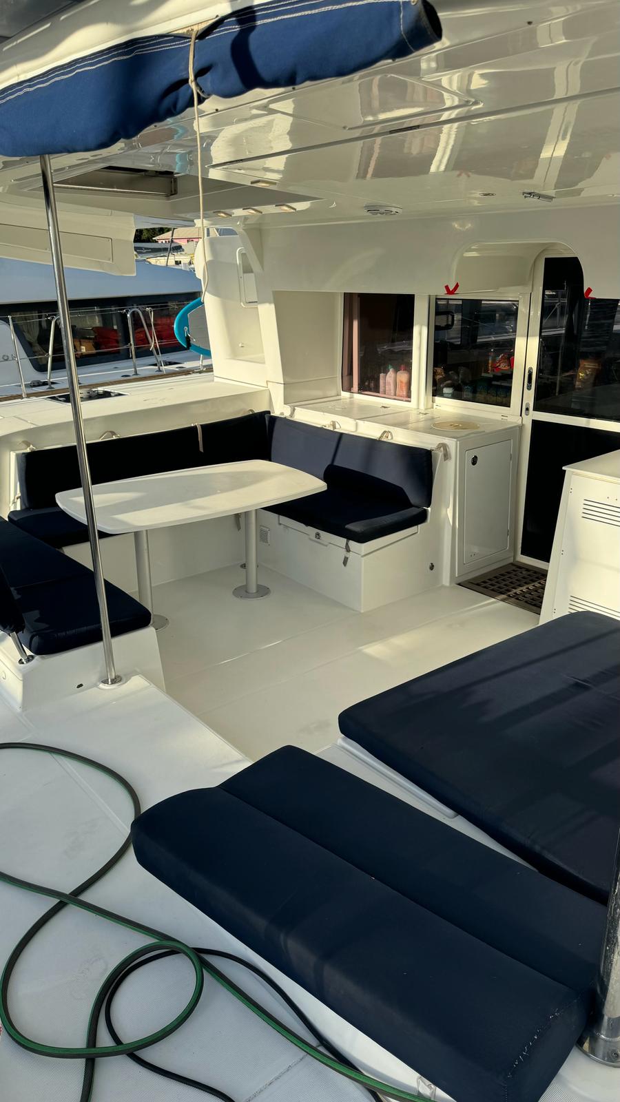 Photo #7 - Lagoon 450 (Oscar V) in Le Marin - 20713