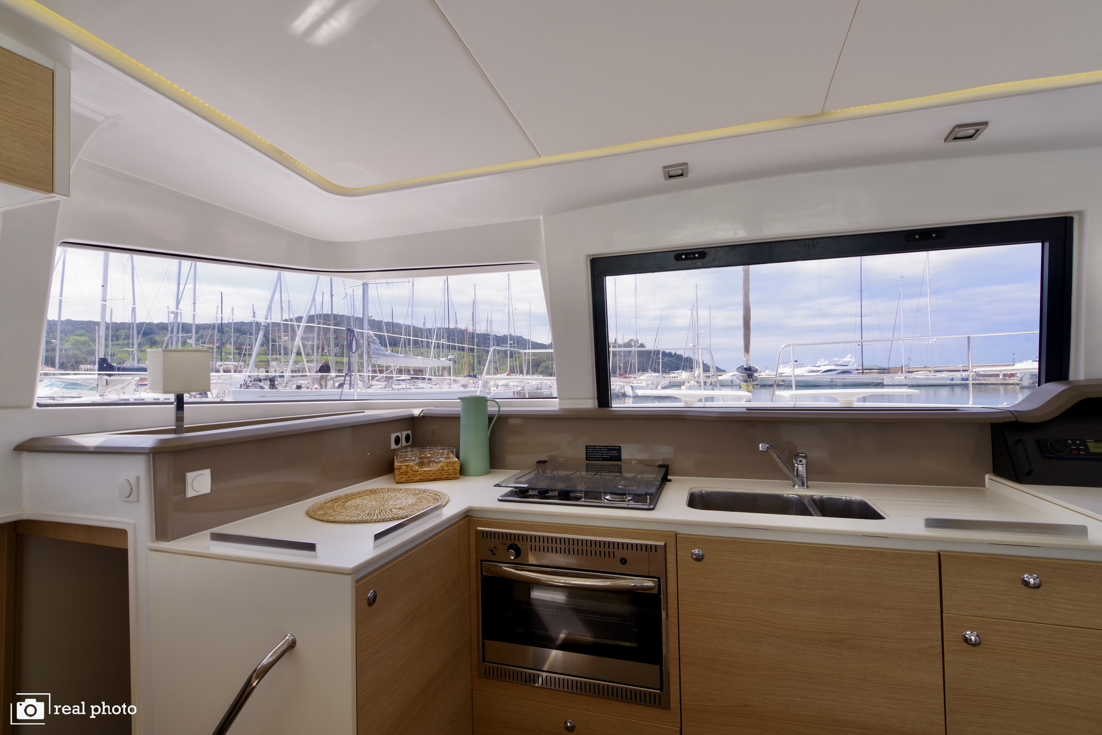 Photo #11 - Bali 4.1 (WEEsail -, Solar Panel) in Castellammare di Stabia - 14212