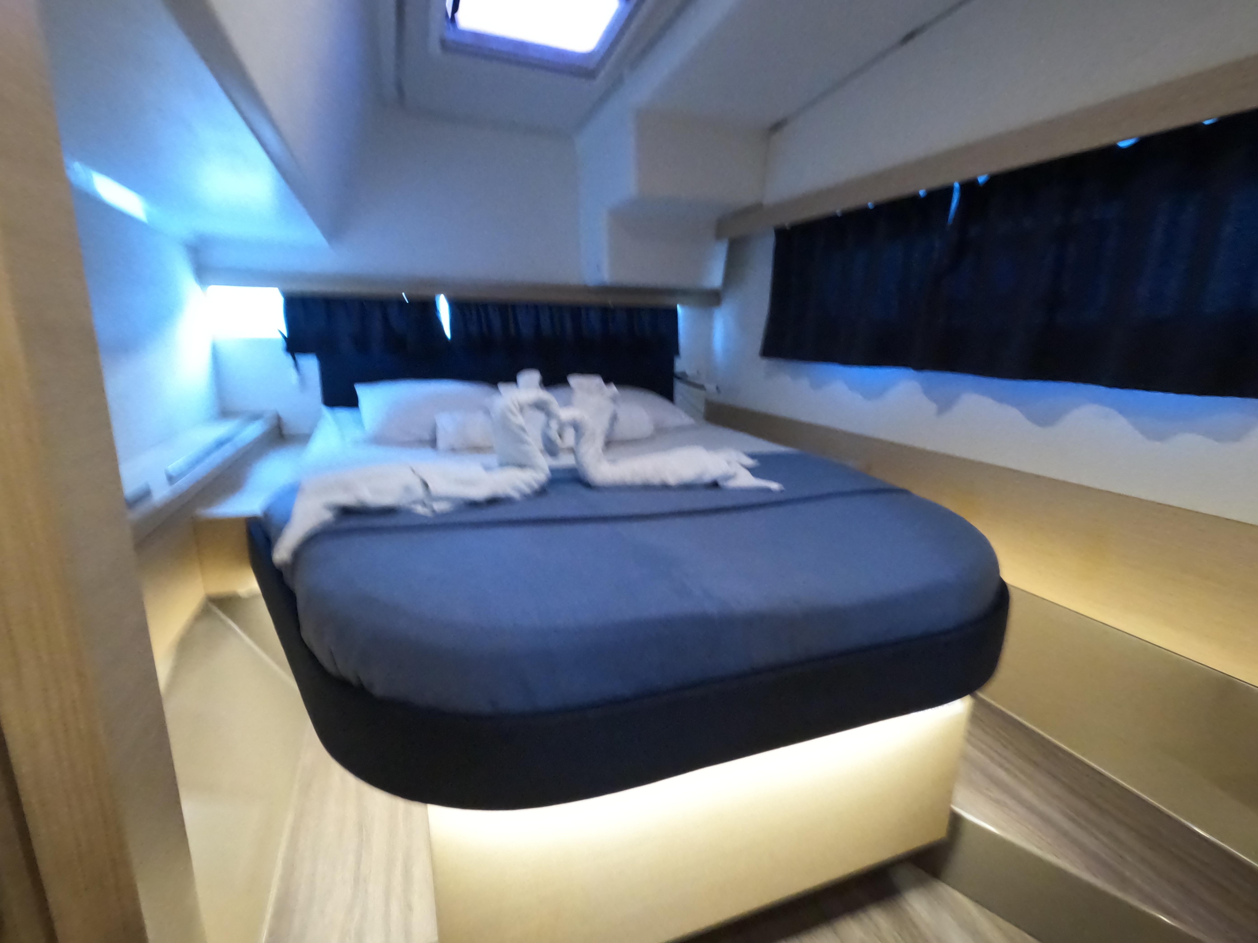 Photo #10 - Fountaine Pajot Lucia 40 (Island Life) in Road Town - 15441