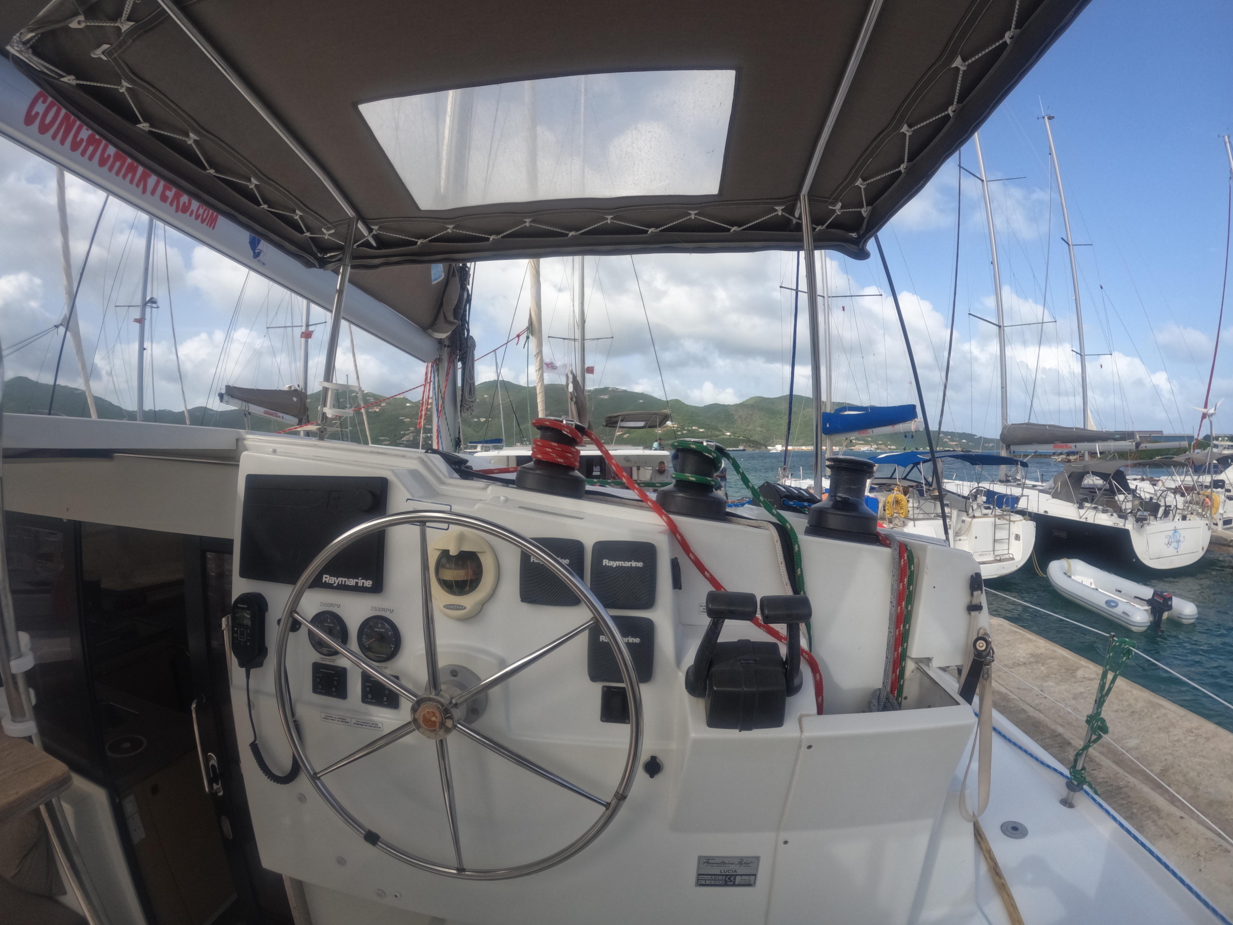 Photo #4 - Fountaine Pajot Lucia 40 (La Mer-Kat) in Road Town - 63178