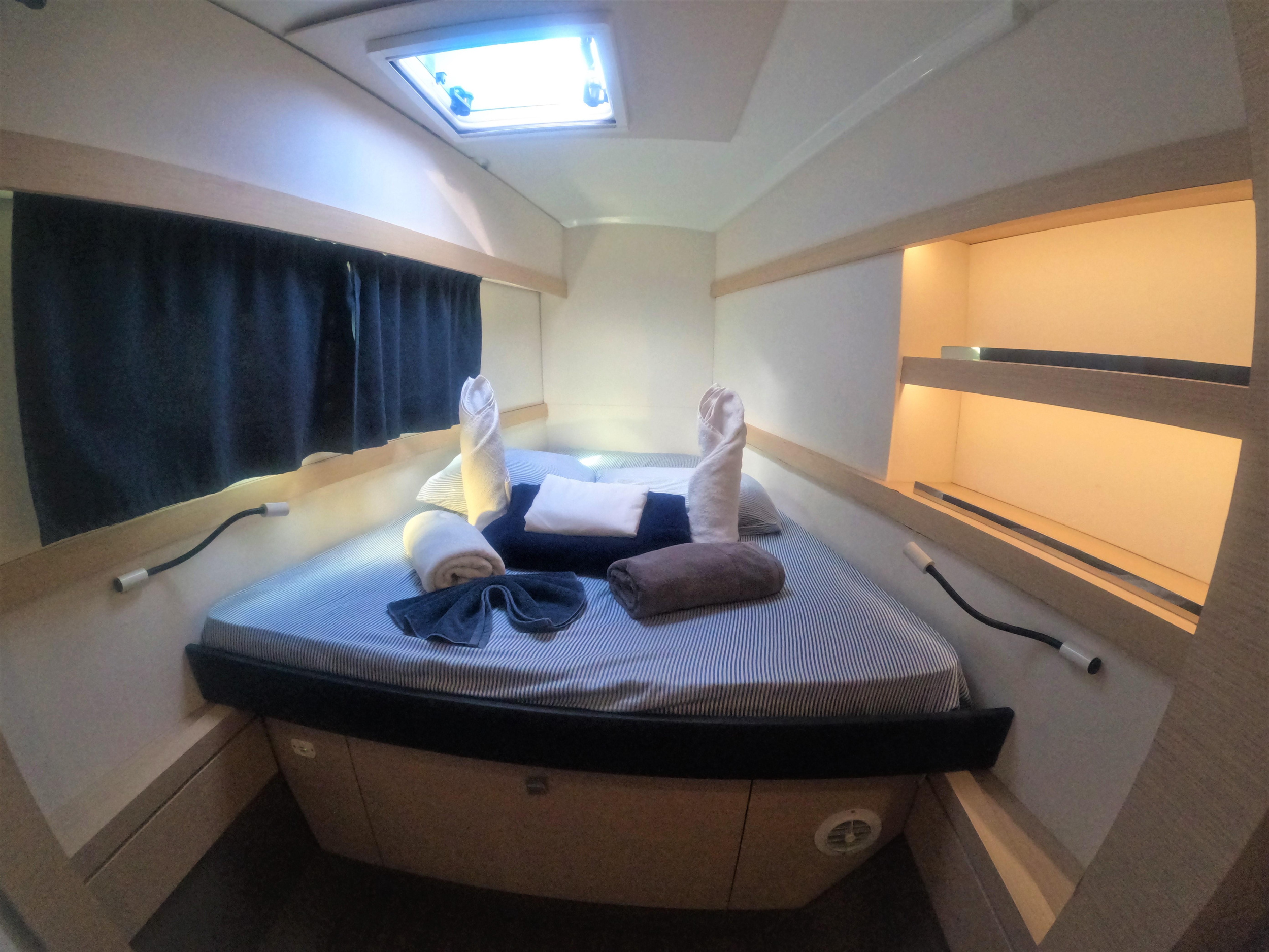 Photo #13 - Fountaine Pajot Lucia 40 (La Mer-Kat) in Road Town - 63178