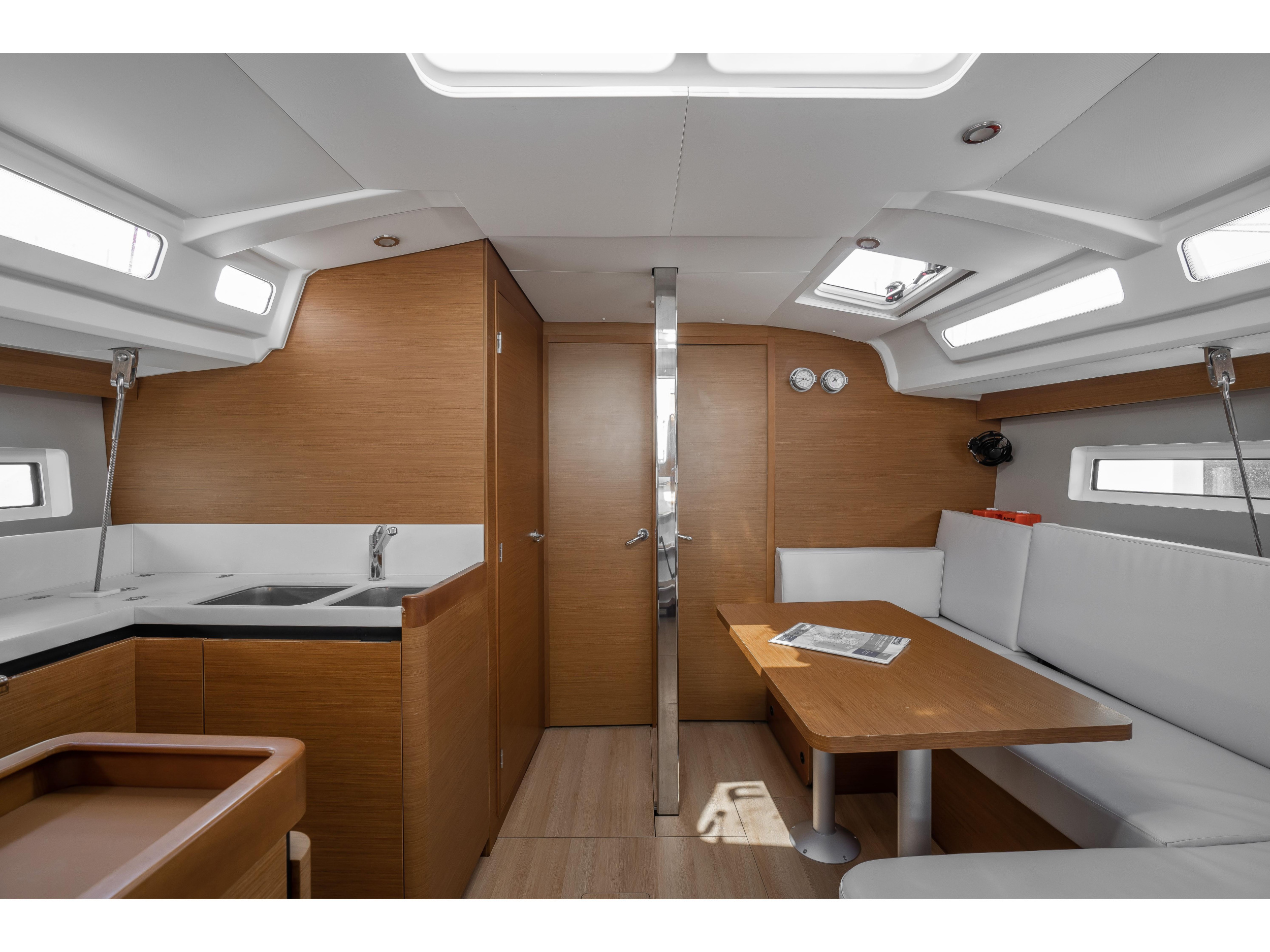 Photo #2 - Sun Odyssey 440 (ALMYRA 440) en Rodas - 24007