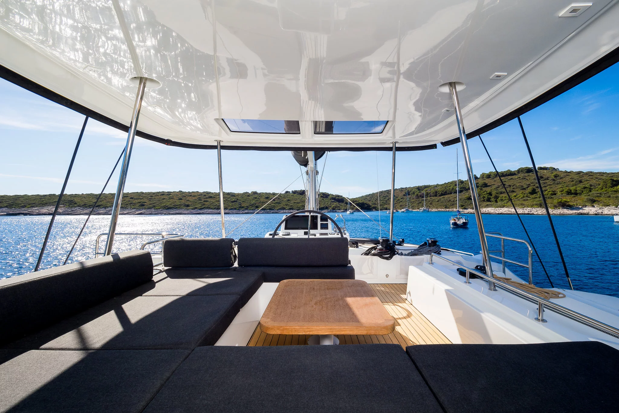 Lagoon 51 (CATWALK)  - 53
