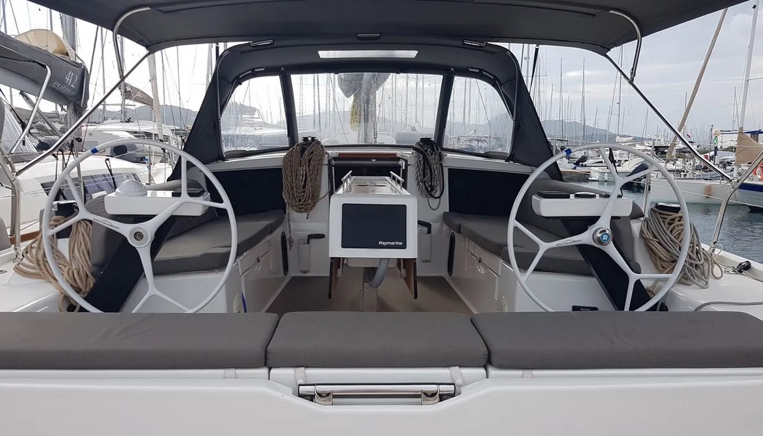 Photo #25 - Dufour 430 Grand Large (Andream) in Portisco - 23842