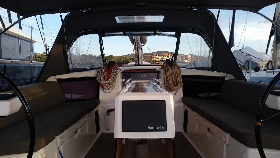 Photo #4 - Dufour 430 Grand Large (Thymus) in Porto Rotondo - 24462