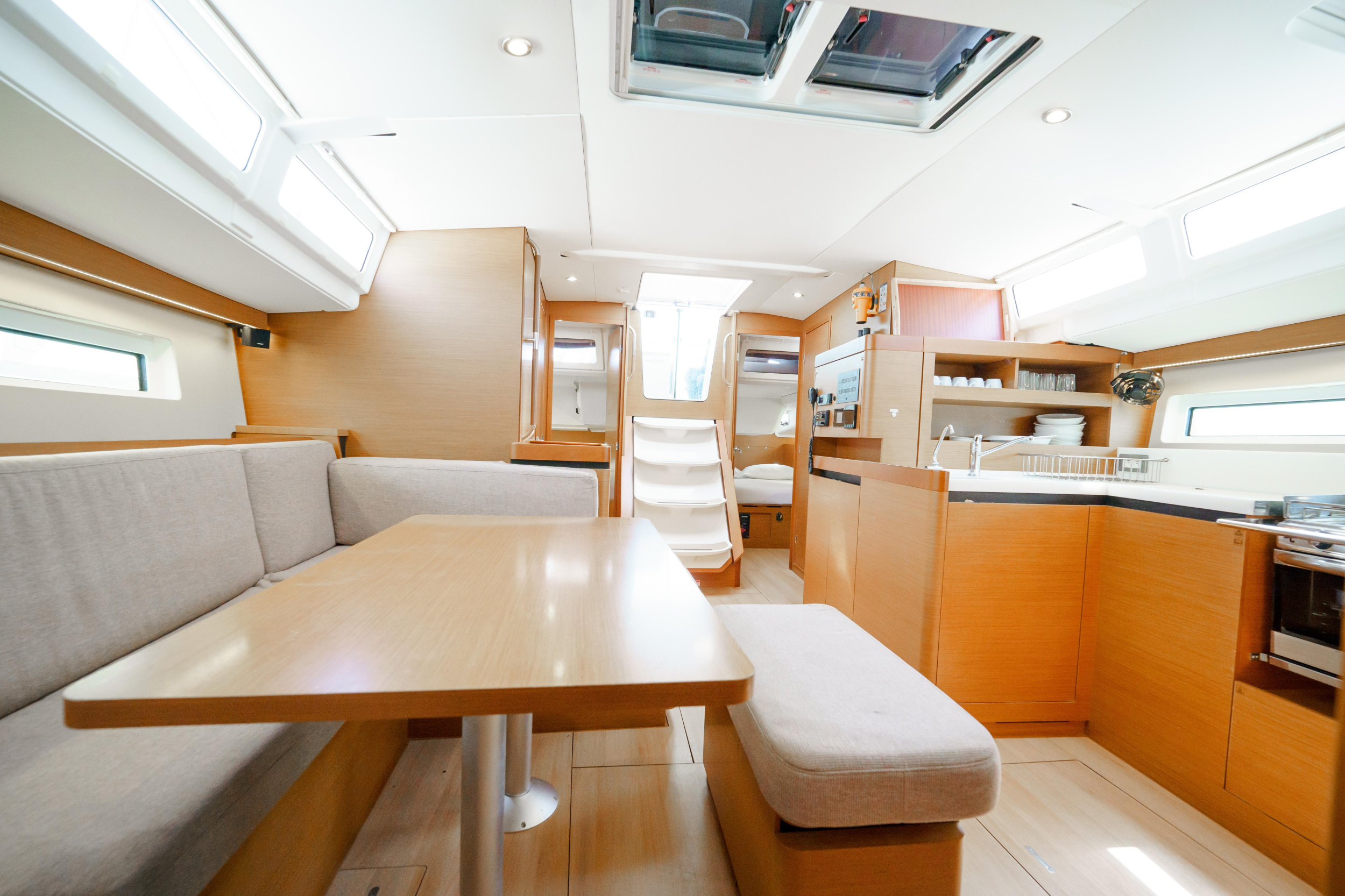Photo #5 - Sun Odyssey 490 (Kalm) in Lefkada - 20755