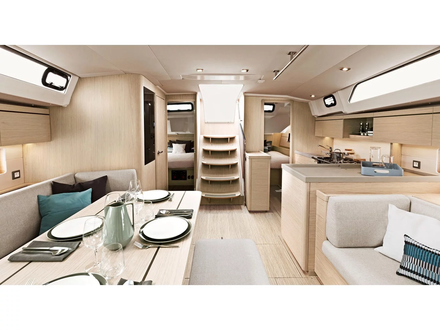 Oceanis 46.1 (EROS) Interior image - 1