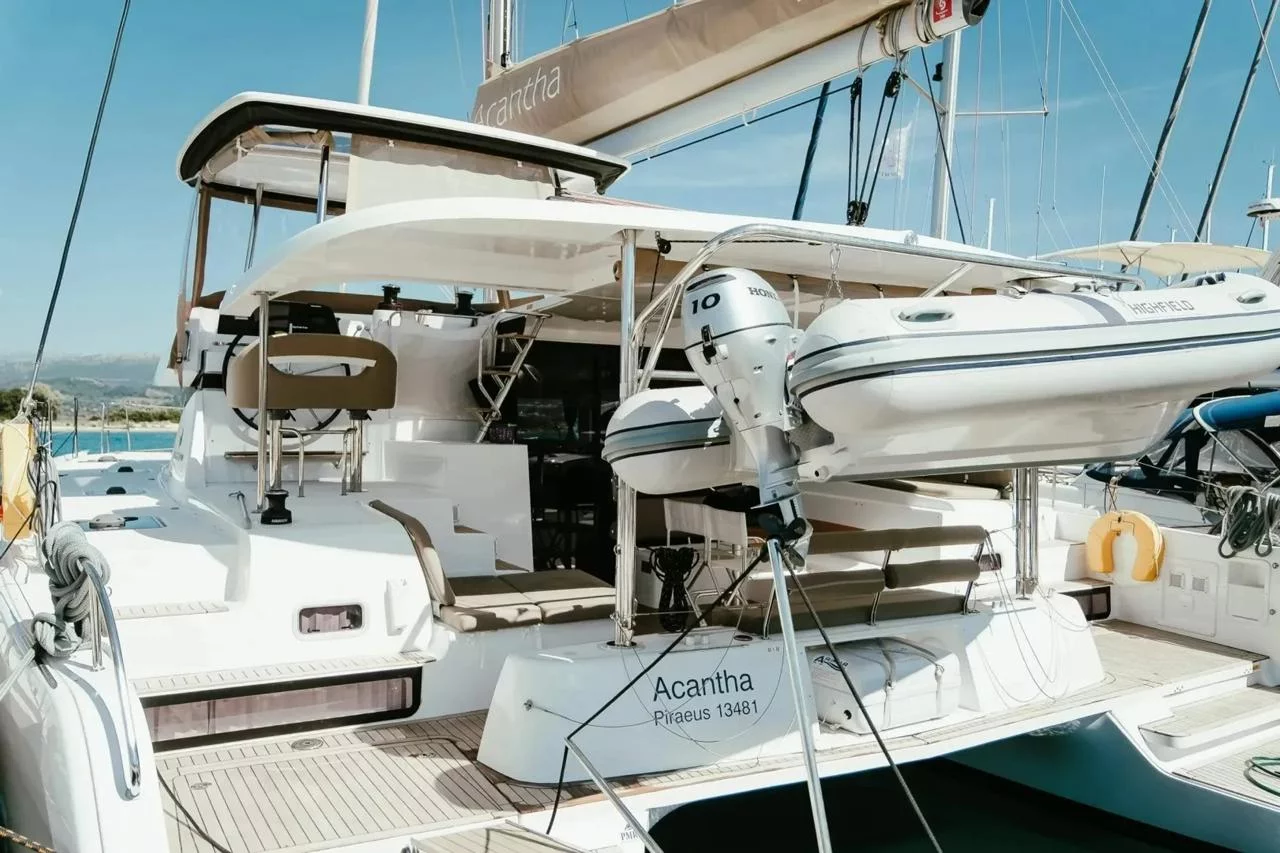 Lagoon 42 (Acantha)  - 5