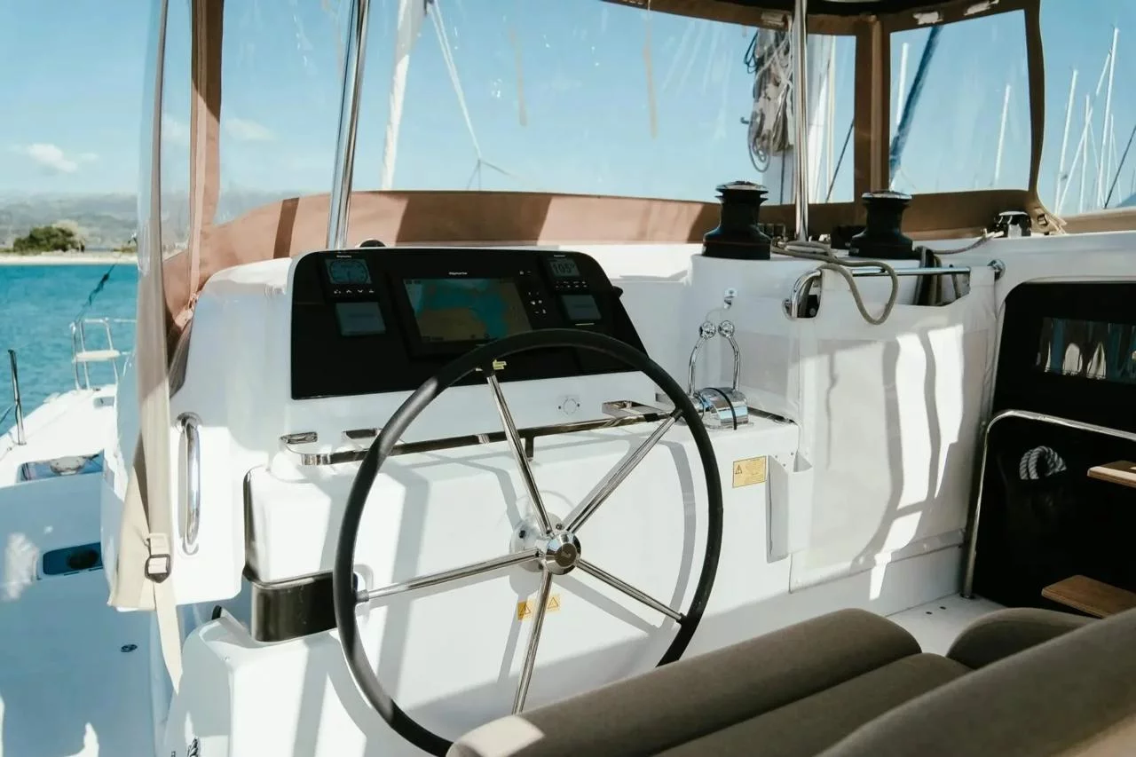 Lagoon 42 (Acantha)  - 11
