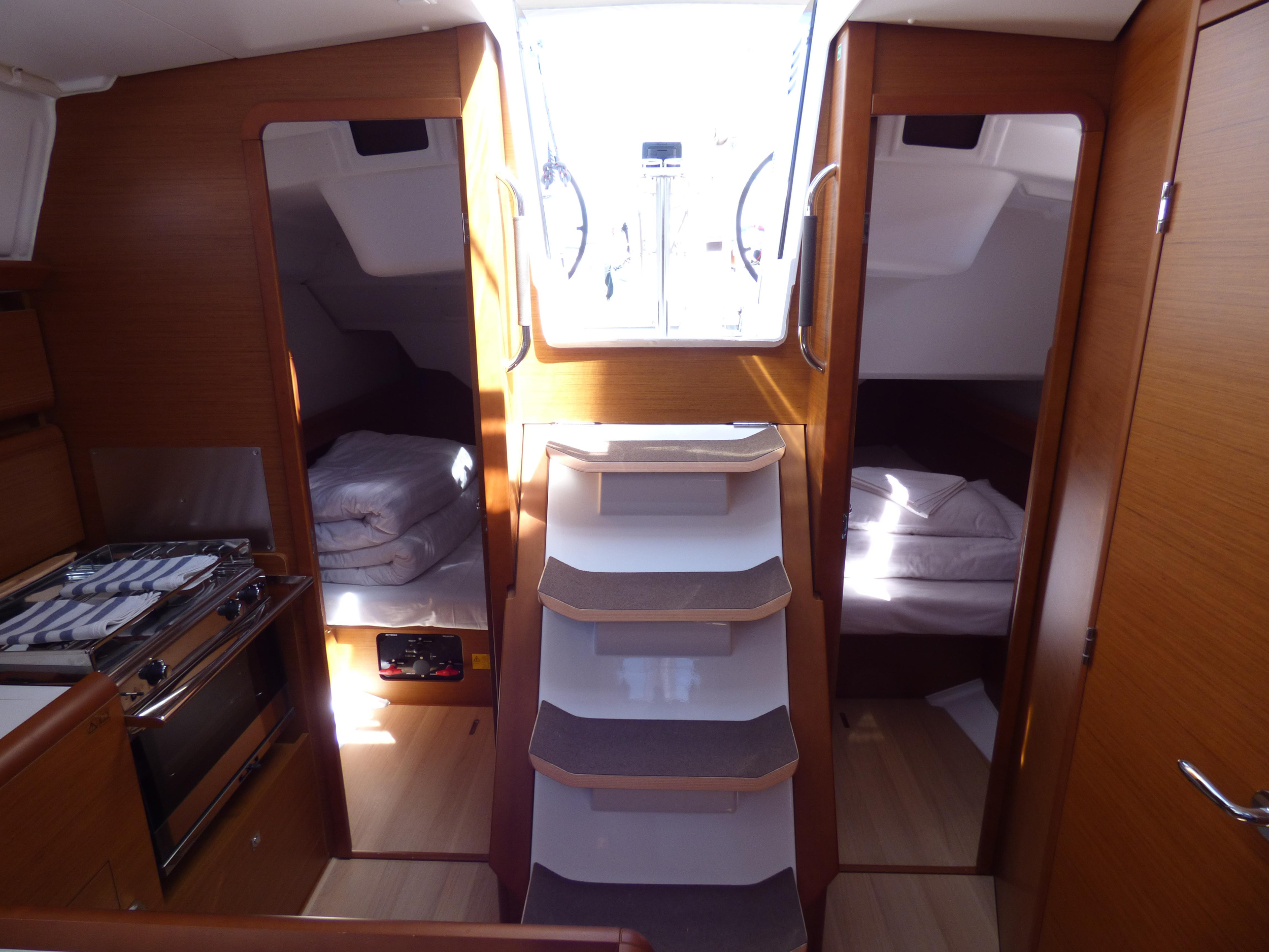 Photo #18 - Sun Odyssey 389 (VACSKAMATI) in Kastela - 25365